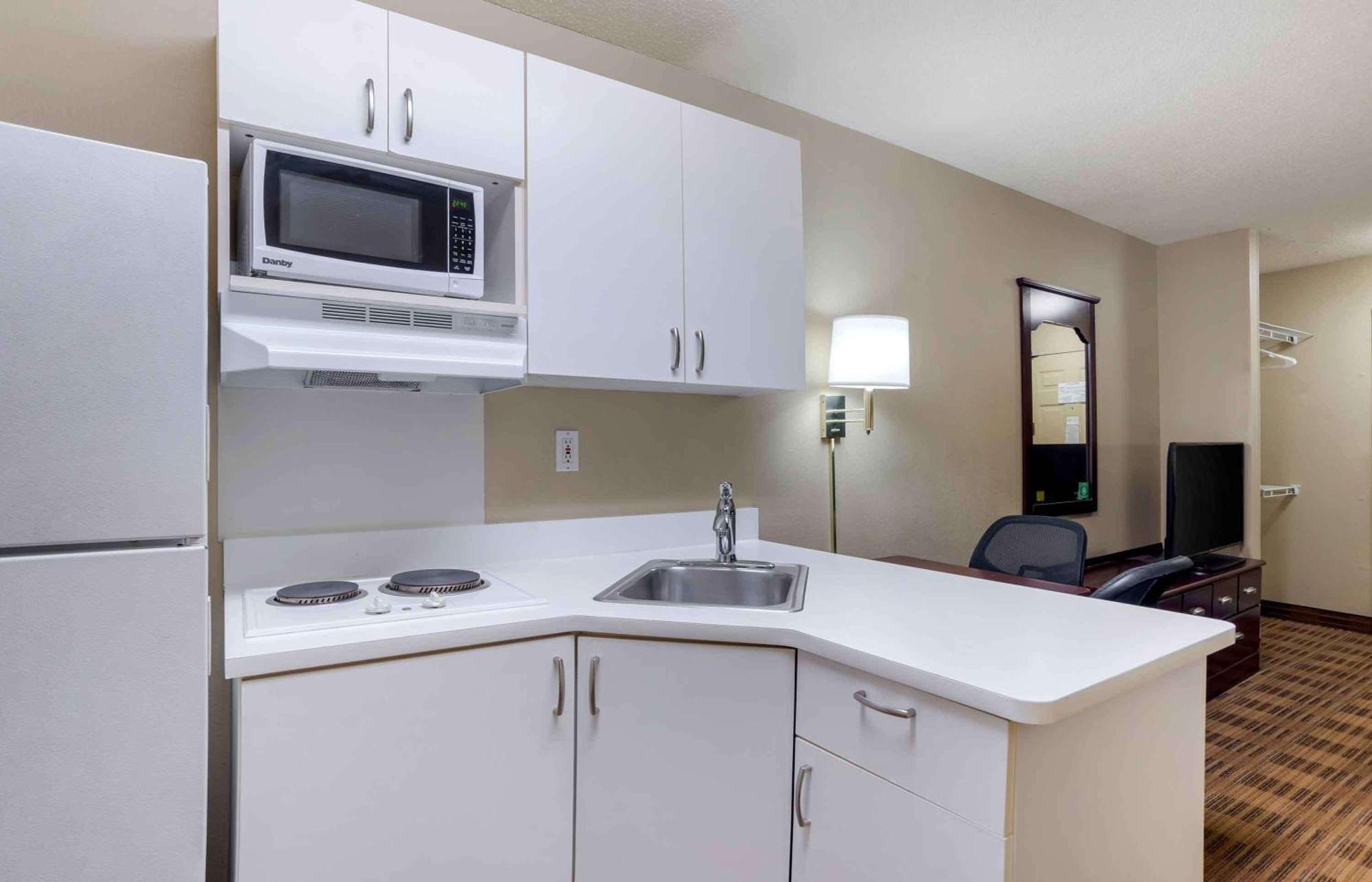 Extended Stay America Suites - Huntsville - Us Space And Rocket Center מראה חיצוני תמונה